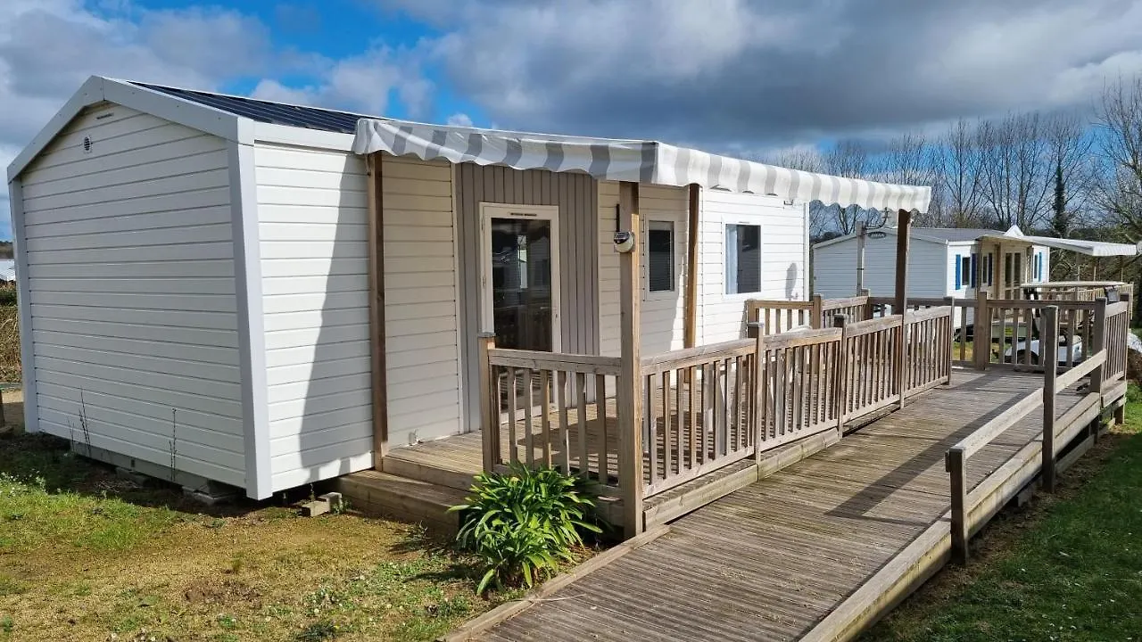 فندق Camping Aux Portes De بيمبول مكان تخييم